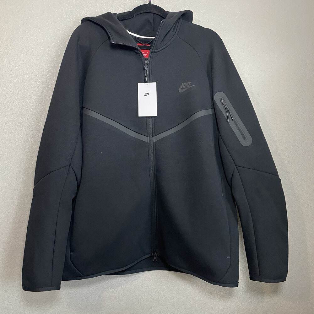 Nike Sportswear Tech Fleece Full Zip Jacket Hoodie Black HV0949-010 $135 - XL